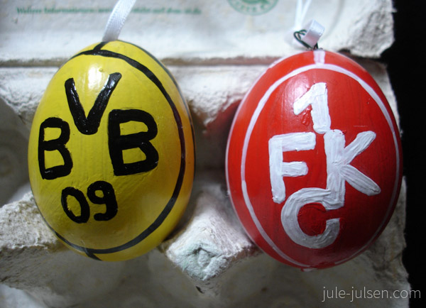 Ostereier mit den Logos des BVB und FC Kaiserslautern Ostereier mit den Logos des BVB und FC Kaiserslautern