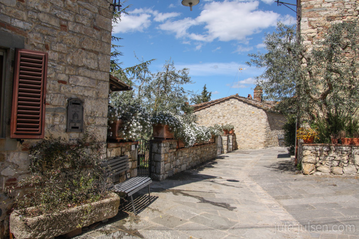 Strassenzug in Vertine (Chianti)