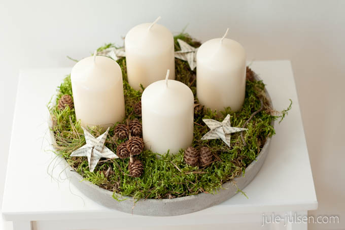 DIY Adventsgesteck mit Moos DIY Adventsgesteck mit Moos